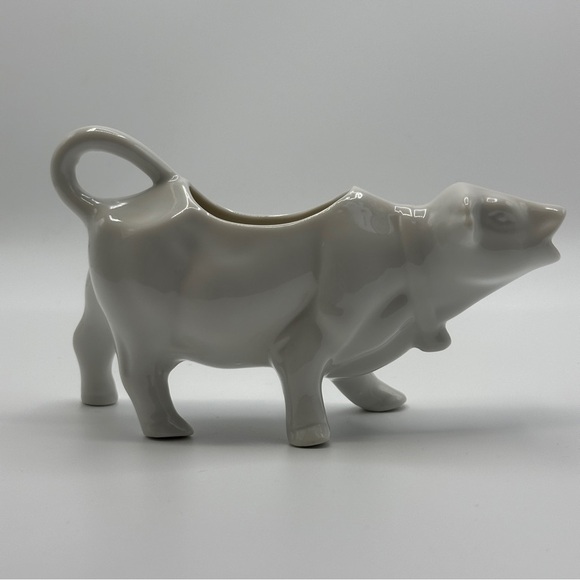 White Ceramic Cow Creamer - Picture 2 of 8